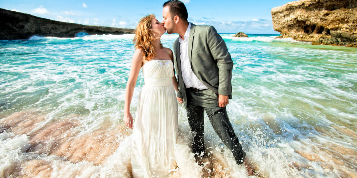 Photojournalist Makes Destination Wedding Portraits Come Alive